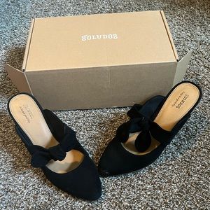 Soludos Lani bow mule heels